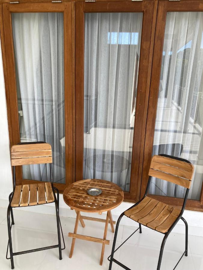 Uluwatu Villa Iris Homestay מראה חיצוני תמונה