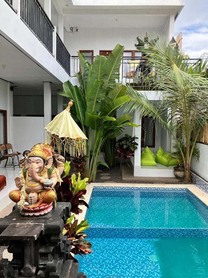 Uluwatu Villa Iris Homestay מראה חיצוני תמונה