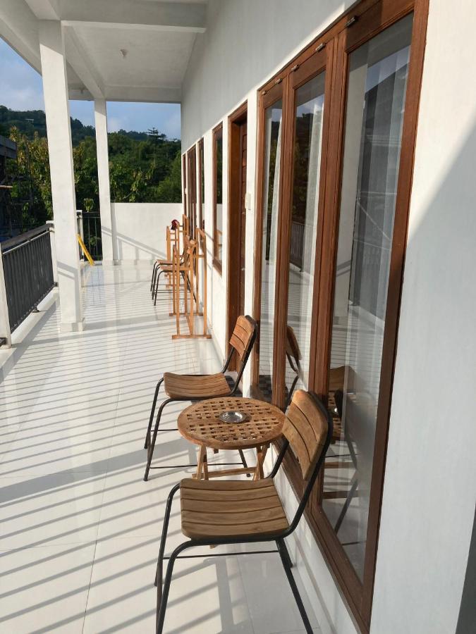 Uluwatu Villa Iris Homestay מראה חיצוני תמונה